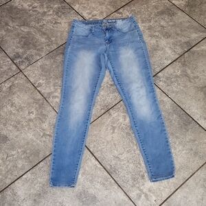 AUTHENTIC American Heritage Denim Light Wash  Stretch Jeans size 5 Inseam  27 '